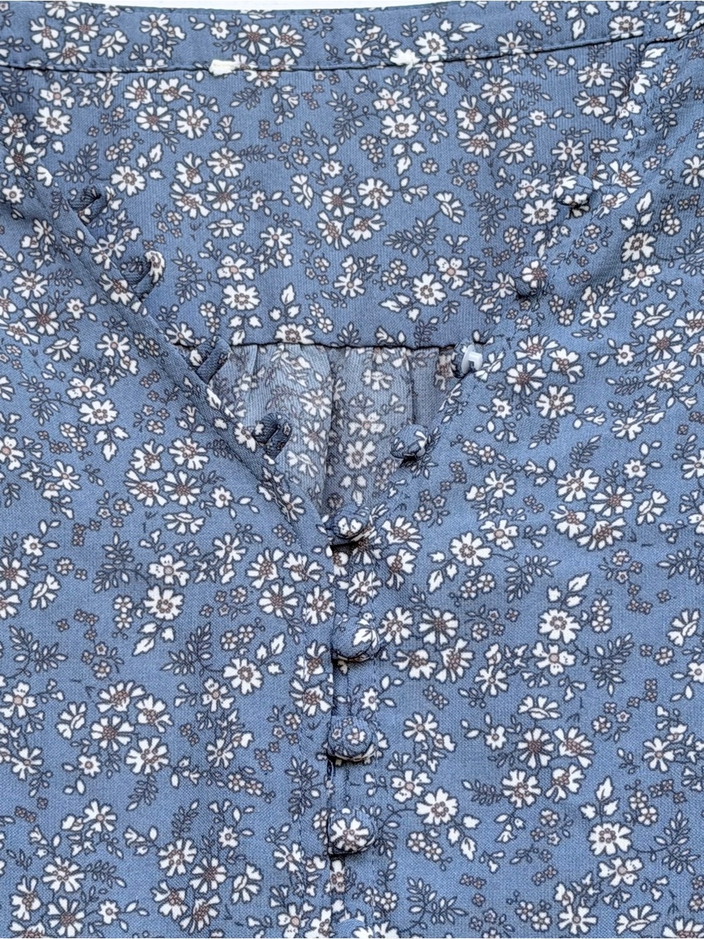 Jachs Girlfriend Blue Ditsy Floral Button Front 3/4 Sleeve Blouse - Picture 5 of 5
